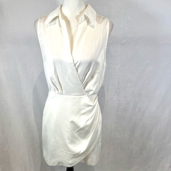 Do+Be white satin collared ruched wrap mini dress size medium - Picture 4 of 12
